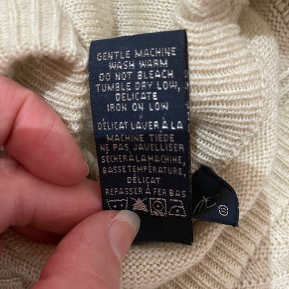 Cardigan - Picture 11 of 11